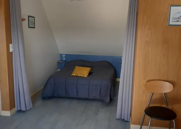 Le Clos De L'aura 아파트 *